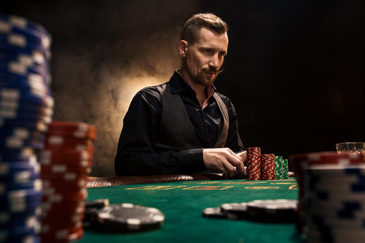 4 карта в покере на столе