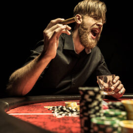 Как играть в Куршевель покер