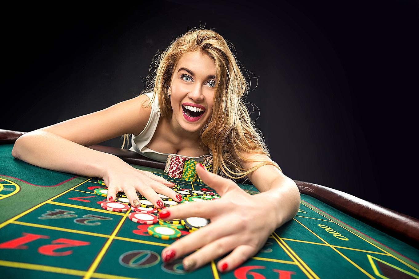 Наиболее распространенный стереотип заключается в том, что все игроки в покер - азартные люди