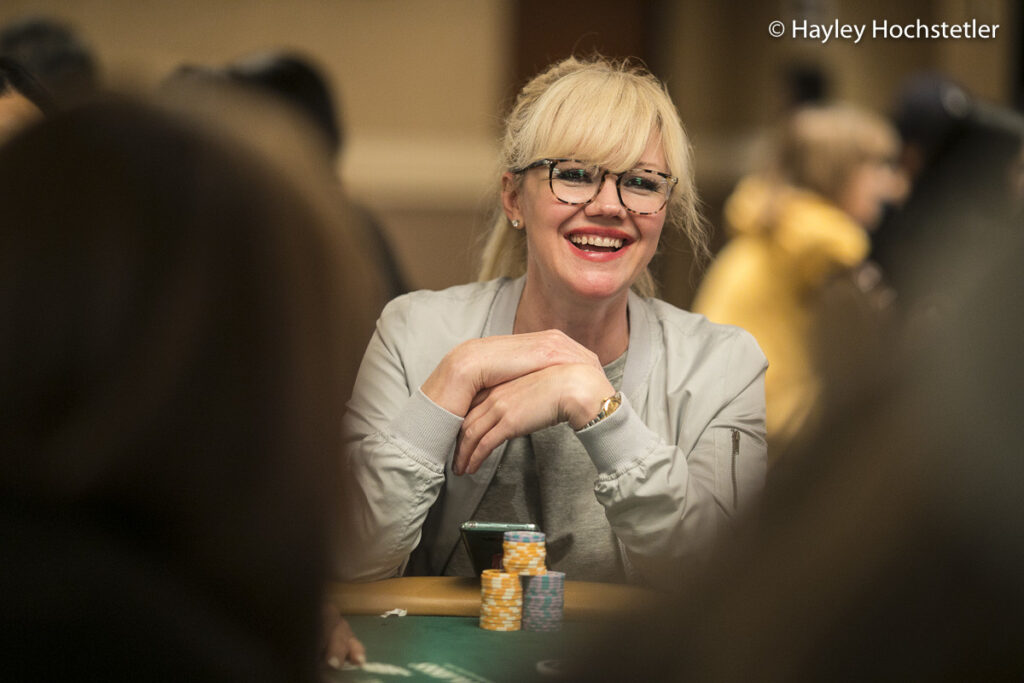 Одна из самых авторитетных покеристок 2022 - Вероника Брилл